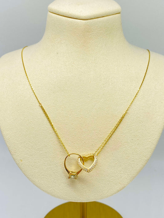 Gold Heart and Ring Necklace Style - Collar De Oro De Corazon y Anillo