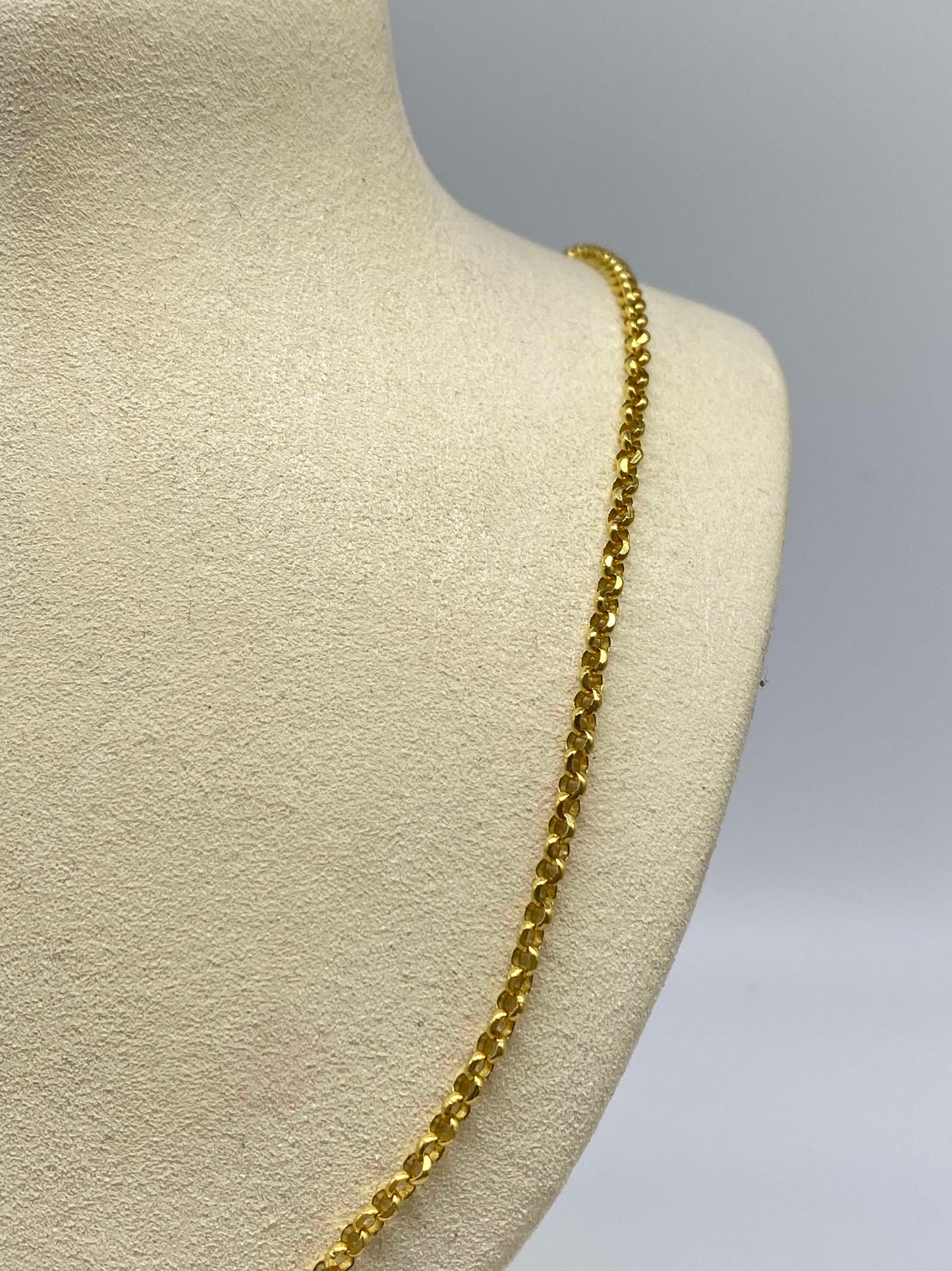 Gold Rolo Necklace Style - Collar De Oro Estilo Rolo