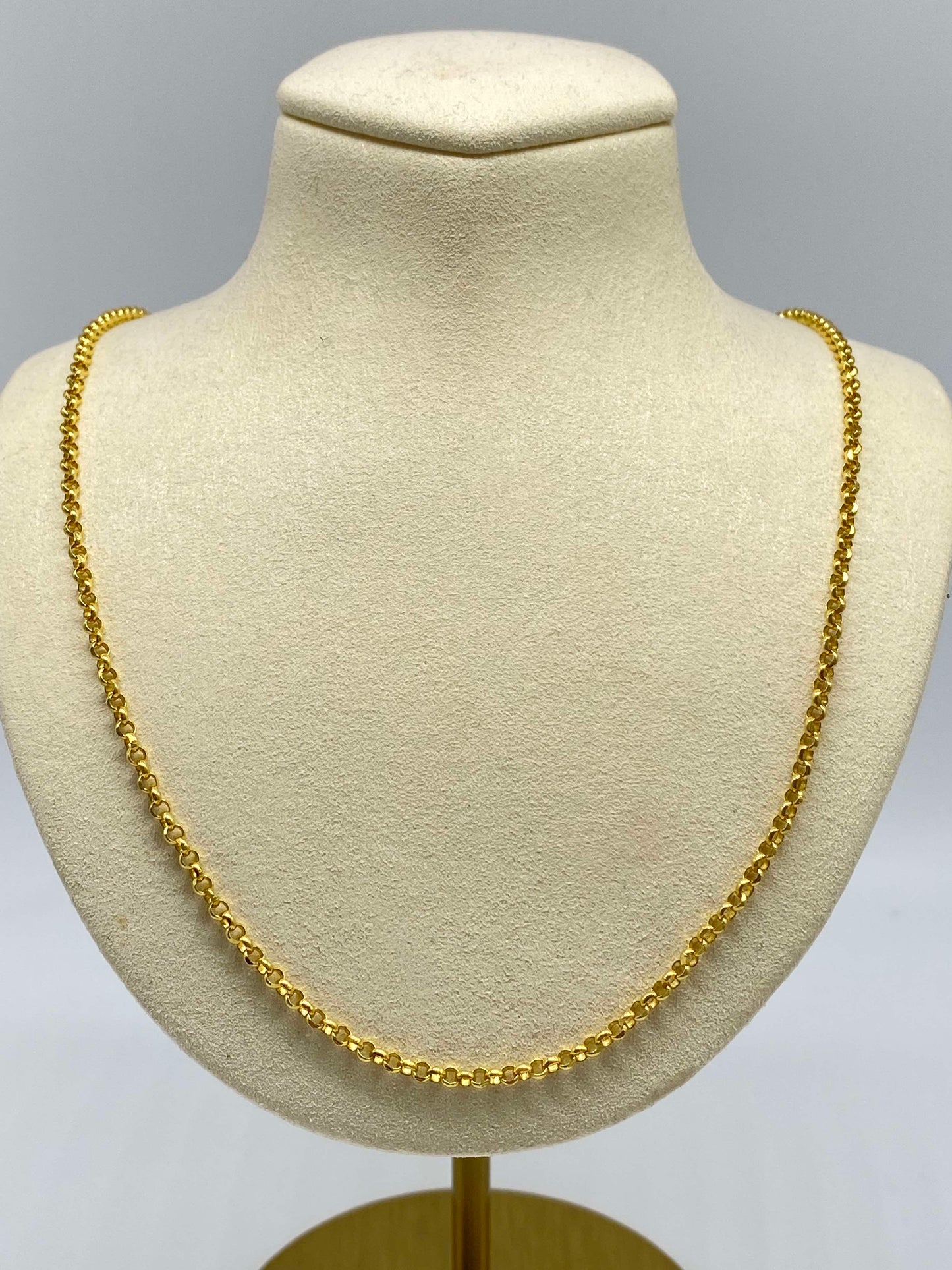 Gold Rolo Necklace Style - Collar De Oro Estilo Rolo