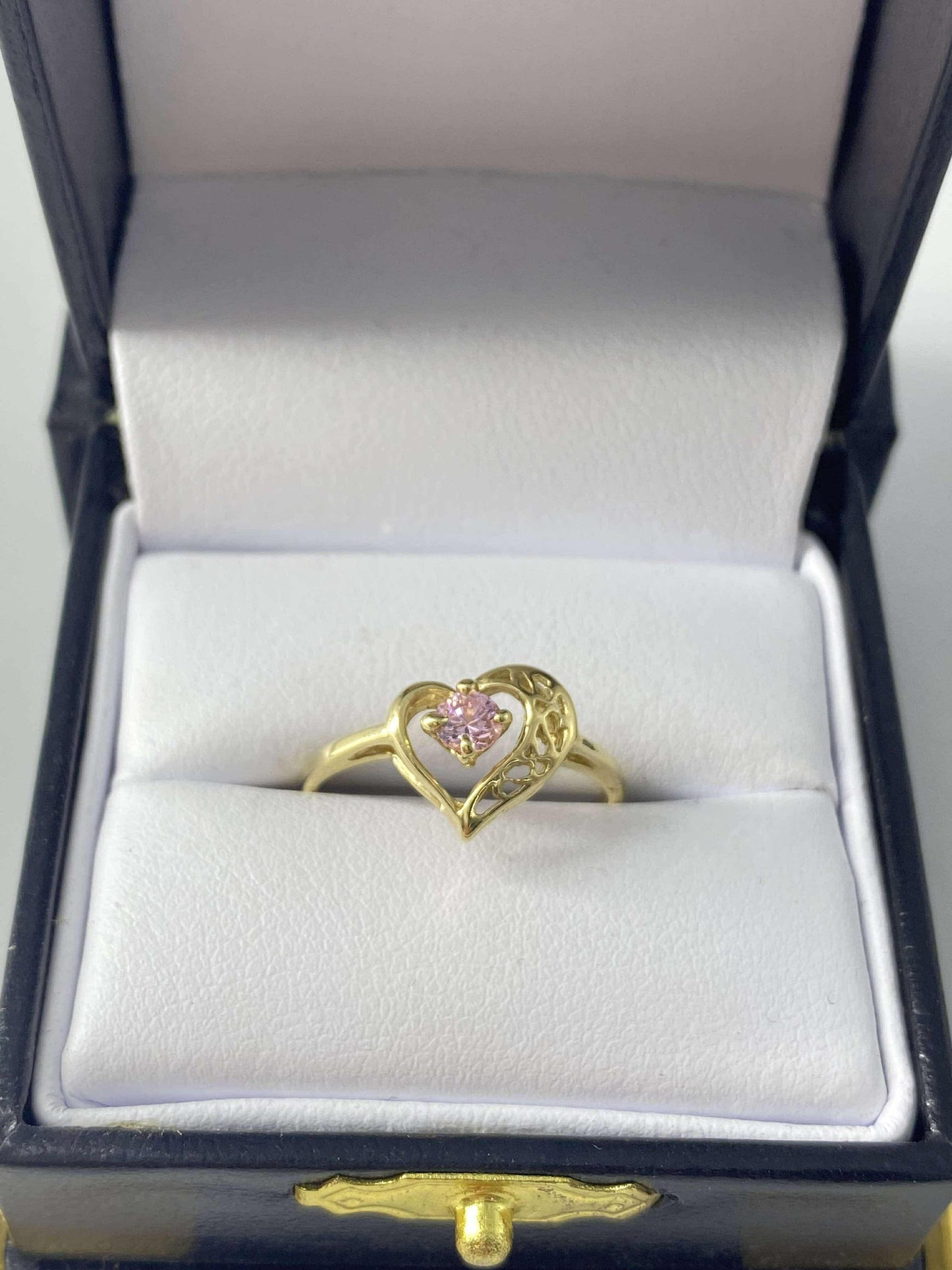 Gold Heart Pink Cz Zirconia Ring - Anillo De Oro De Corazon Cz Pink Zirconia