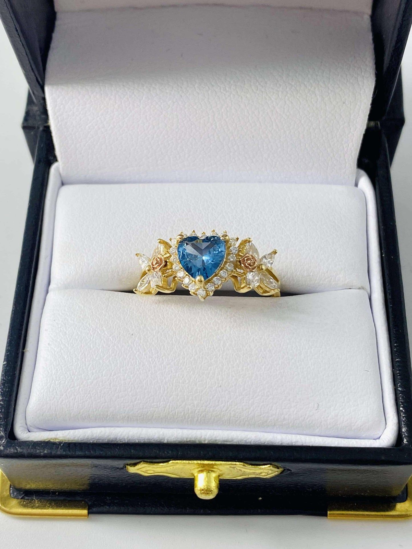 Gold Blue Light Heart Cz Zirconia Ring - Anillo De Oro De Corazon Color Celeste Cz Zirconia