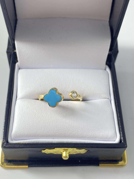 Gold Clover Blue Light Cz Zirconia Ring - Anillo De Oro De Trebol Celeste Cz Zirconia