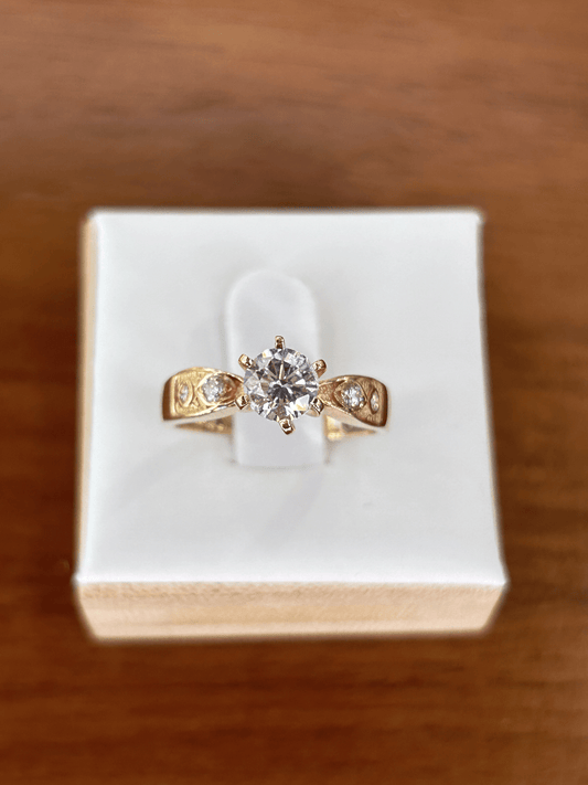 Women's Fancy Engagement Ring