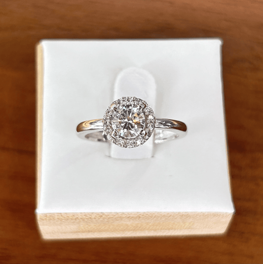 Women's White Gold Engagement Ring