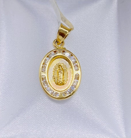 Gold Virgin Round Pendant With Cz Zirconia - Dije De Virgen Redondo Con Cz Zirconia