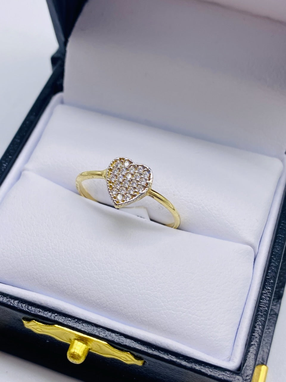 Gold Heart Ring With Cz Zirconia - Anillo De Oro De Corazon Con Cz Zirconia