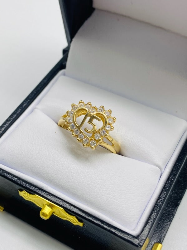 Gold 15 Year Old Heart Ring - Anillo De Oro De 15 Años De Corazon