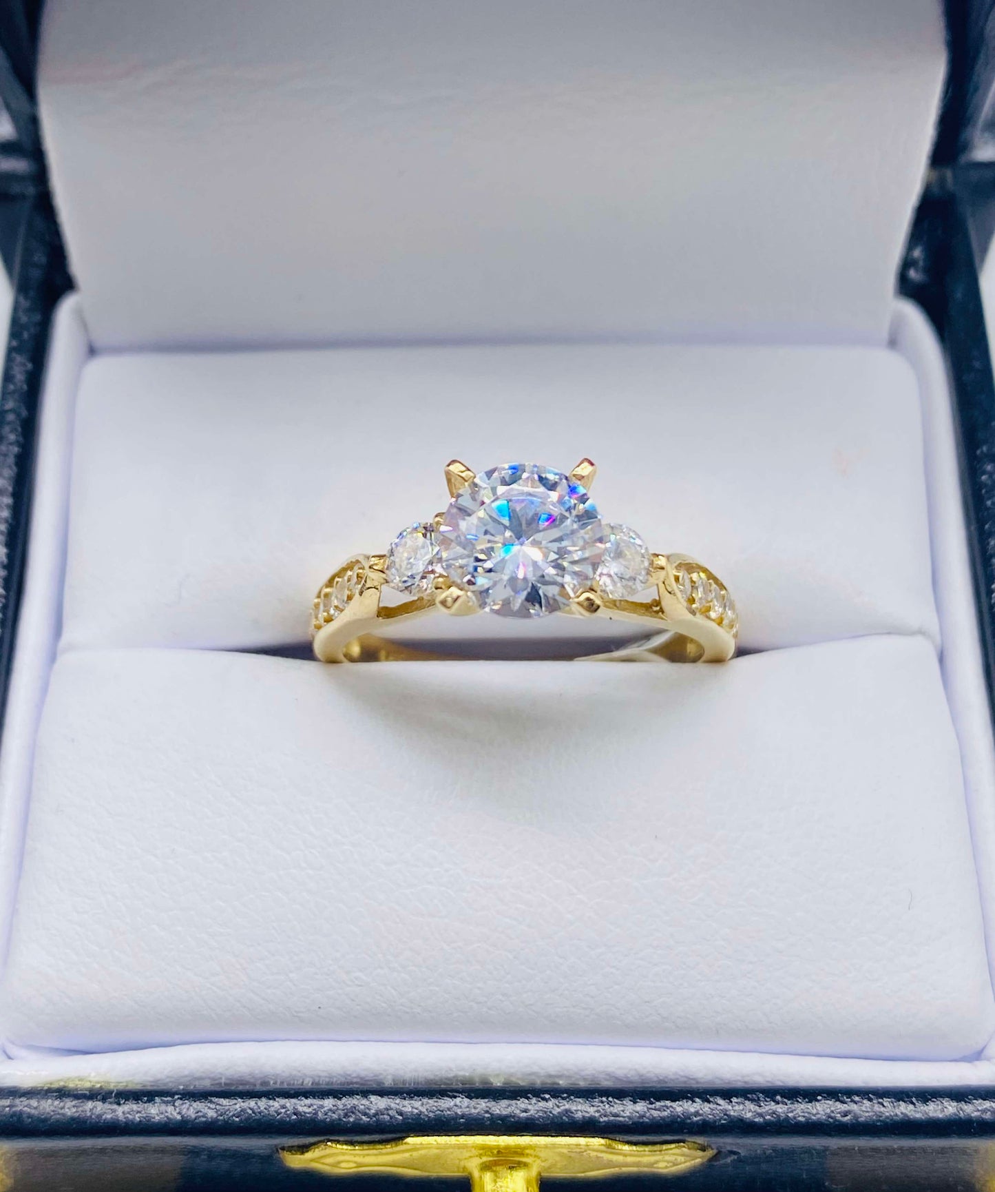Gold Engagement Ring - Anillo De Oro De Compromiso
