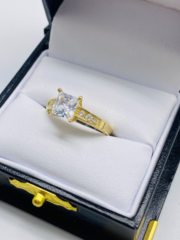 Gold Engagement Ring - Anillo De Oro De Compromiso