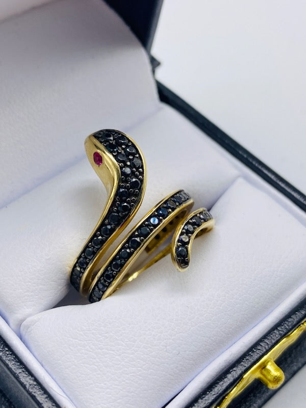 Gold Snake Black Cz Zirconia Ring - Anillo De Oro De Serpiente Cz Zirconia Negra