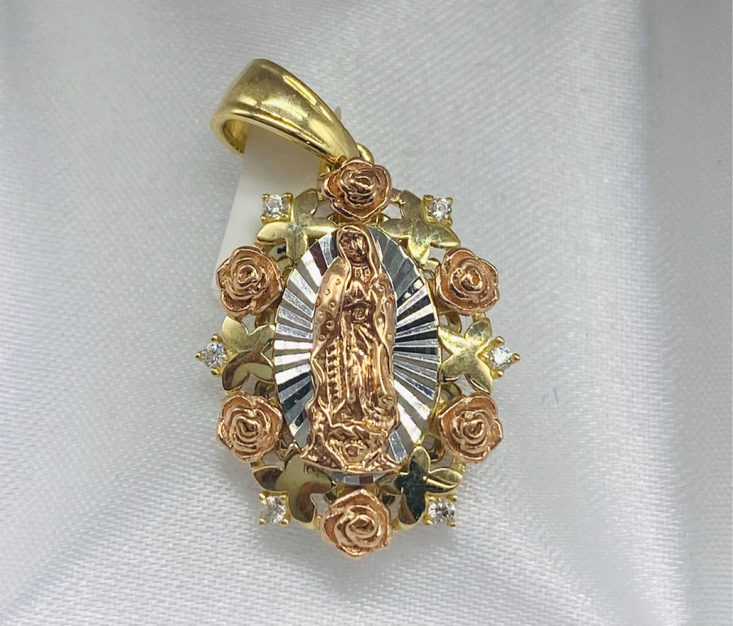 Gold Virgin With Roses And Decoration Pendant - Dije De Oro De Virgen Con Rosas y Decoracion