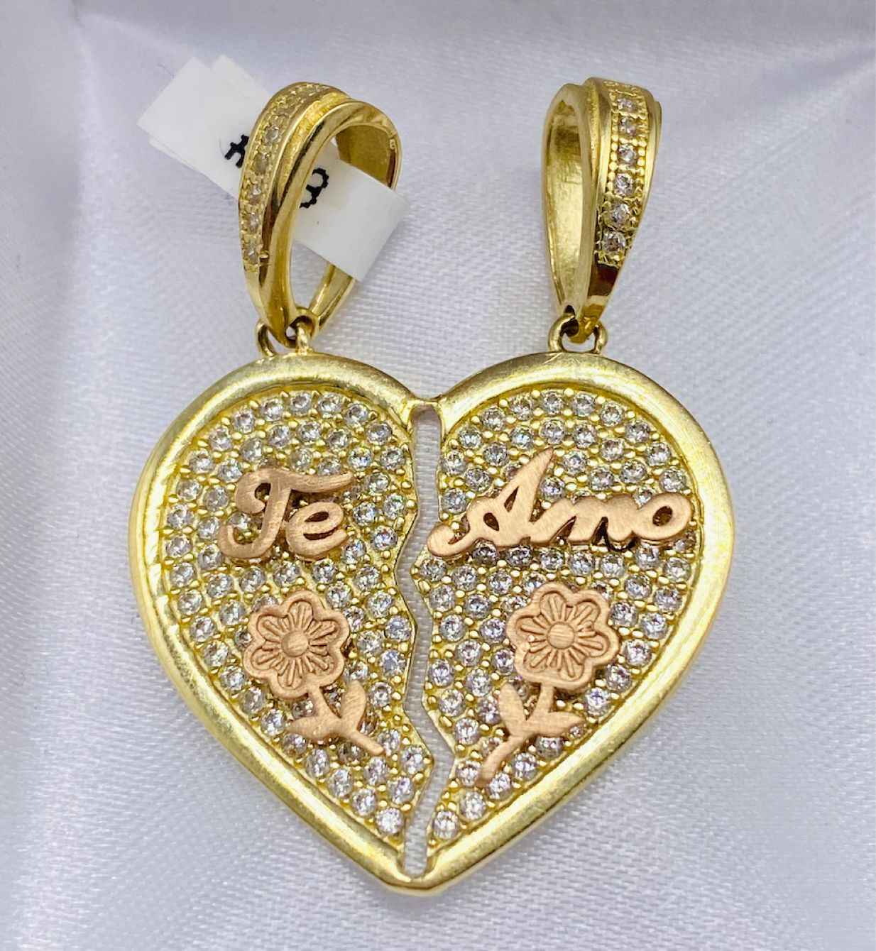 Gold Te Amo Heart Pendant - Dije De Oro De Te Amo Heart