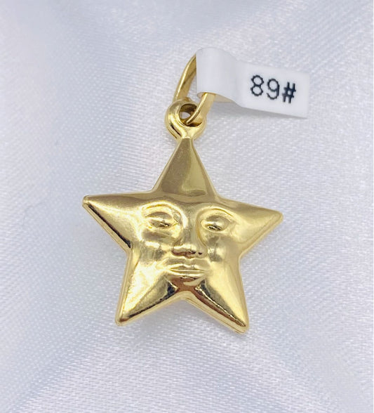 Gold Good Luck Star Pendant - Dije De Oro De Estrella De Buena Suerte